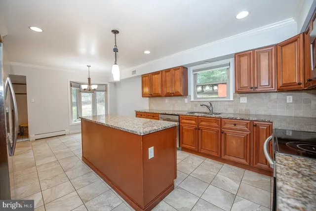 $690,000 | 202 Baltimore Pike, Chadds Ford, PA 19317