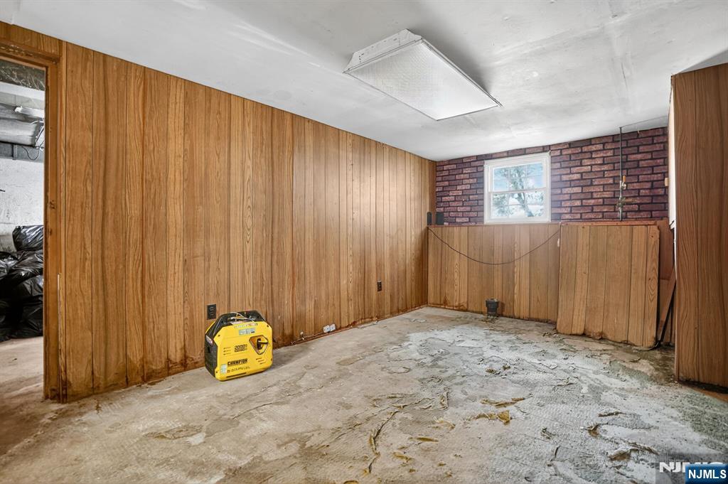 127 Harper Terrace Cedar Grove, NJ 07009 - Photo 13 of 17