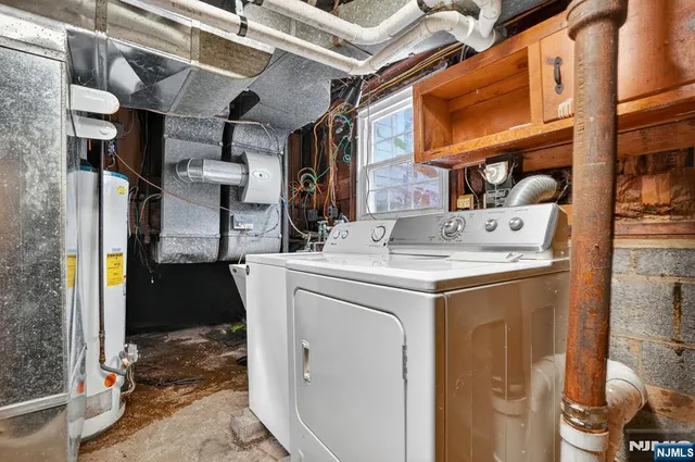 $640,000 | 127 Harper Terrace, Cedar Grove, NJ 07009