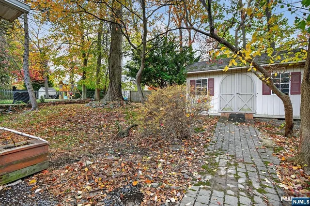 $640,000 | 127 Harper Terrace, Cedar Grove, NJ 07009