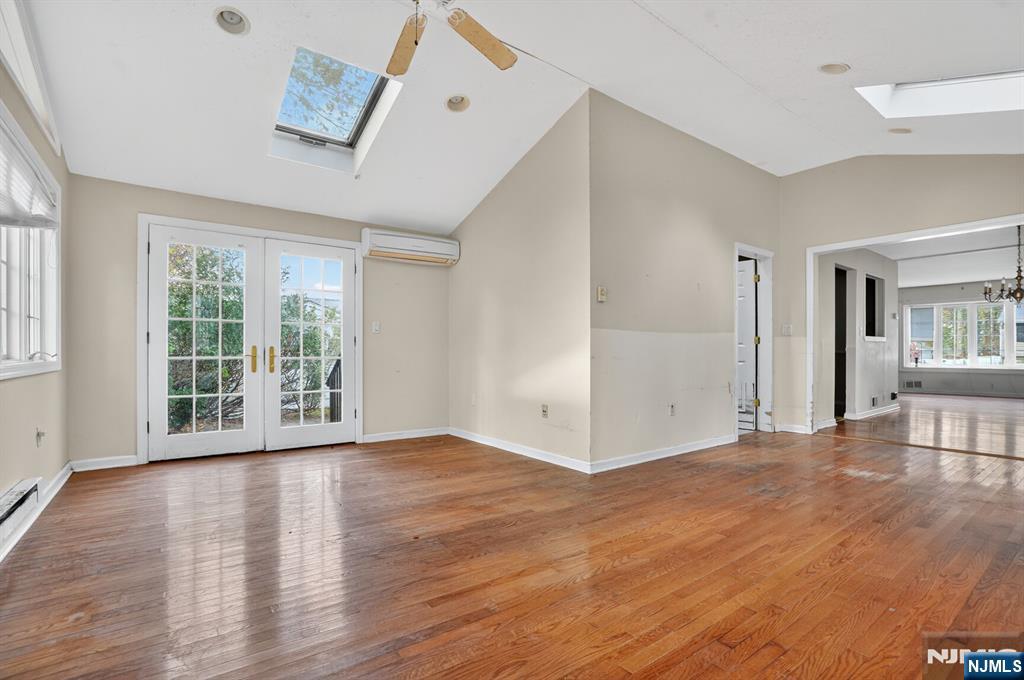 127 Harper Terrace Cedar Grove, NJ 07009 - Photo 7 of 17