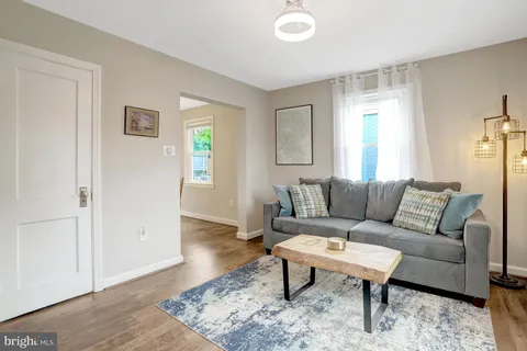 $600,000 | 2139 South Oxford Street, Arlington, VA 22204