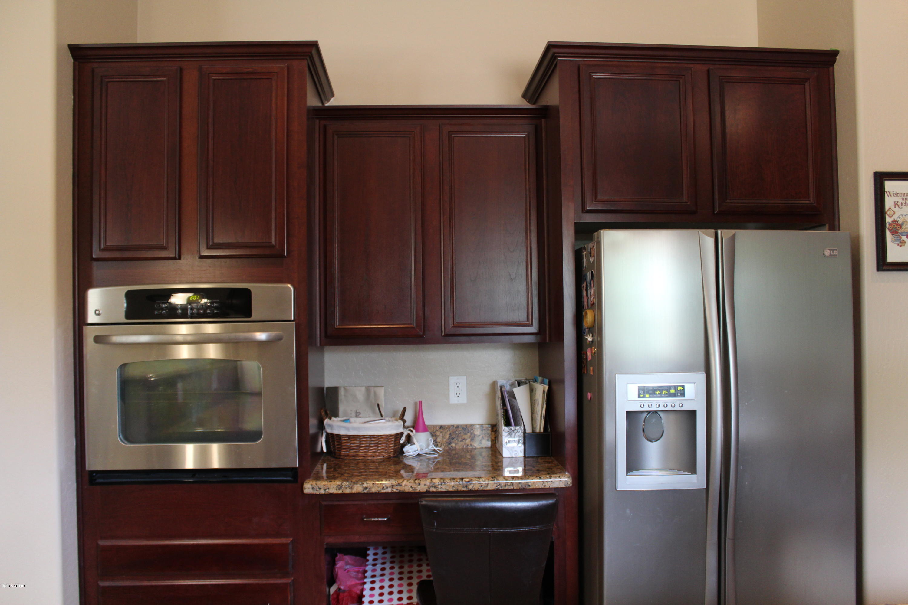 3035 East Warbler Road Gilbert, AZ 85297 - Photo 8 of 18 Appliances