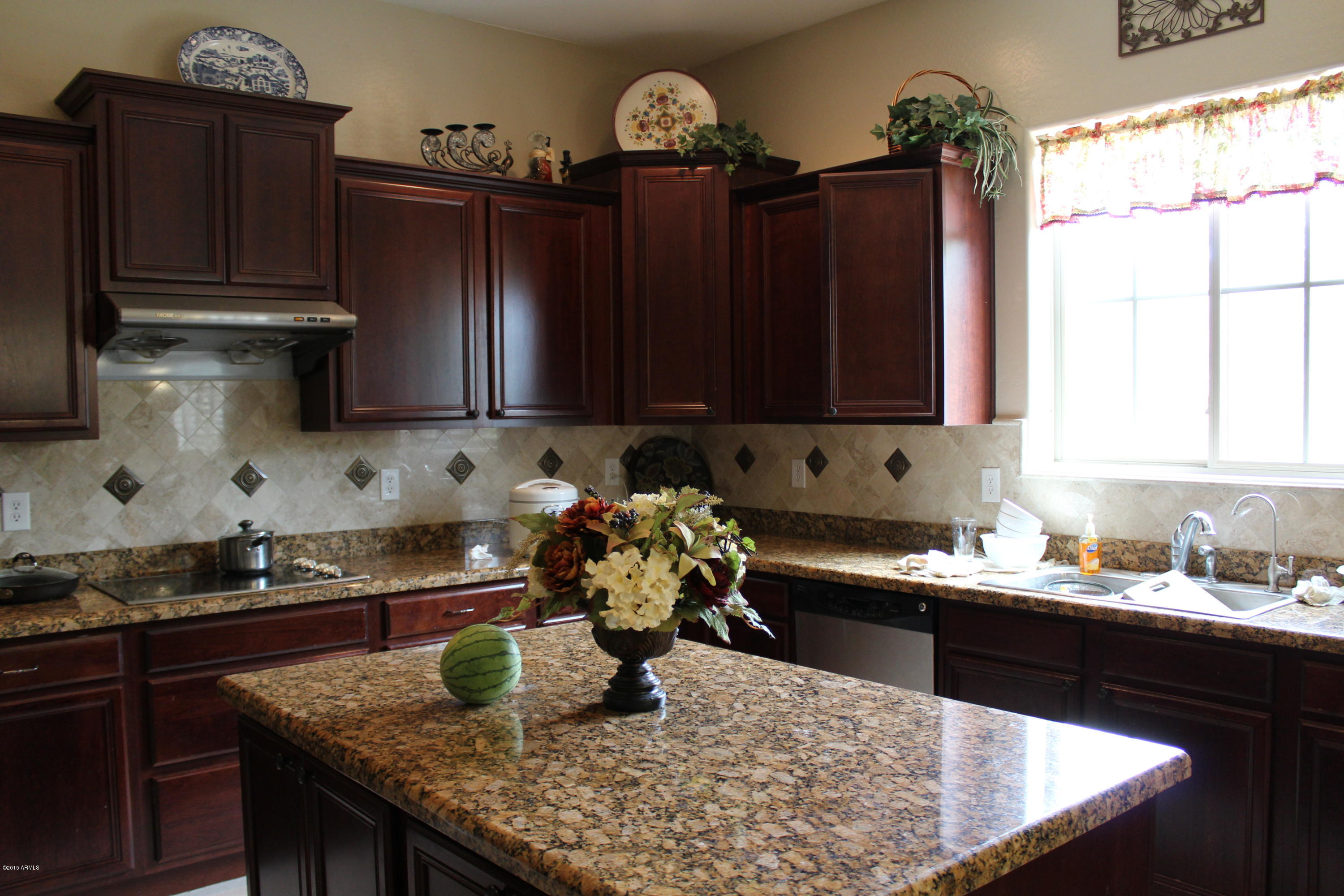 3035 East Warbler Road Gilbert, AZ 85297 - Photo 9 of 18 Granite top