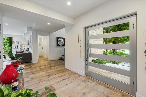 $22,000 | 79 Shore Drive West, Miami, FL 33133