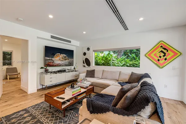 $22,000 | 79 Shore Drive West, Miami, FL 33133