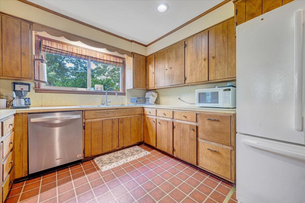 404 Robin Ridge Road Rocky Mount, VA 24151 - Photo 16 of 56 07-MIB05373