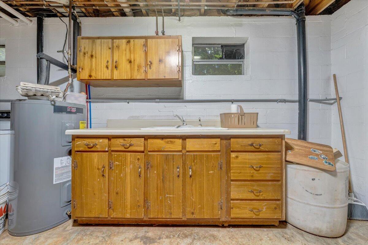 404 Robin Ridge Road Rocky Mount, VA 24151 - Photo 41 of 56 31-MIB05472