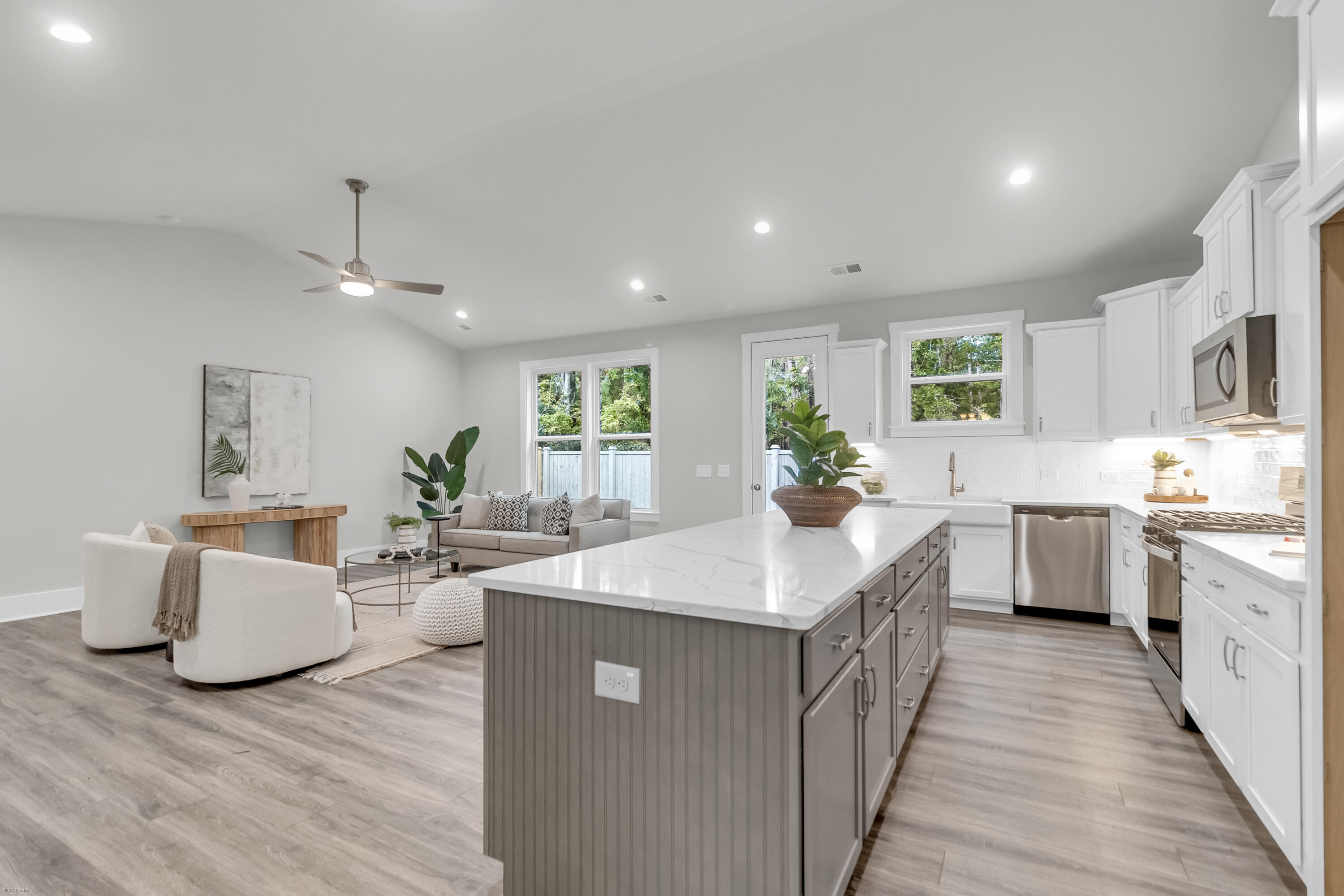 1019 Field Sparrow Drive, Unit CC3211 Ravenel, SC 29470 - Photo 12 of 31 HCM CC3-2-11 Declan P 1650 EPA1 EO (12)