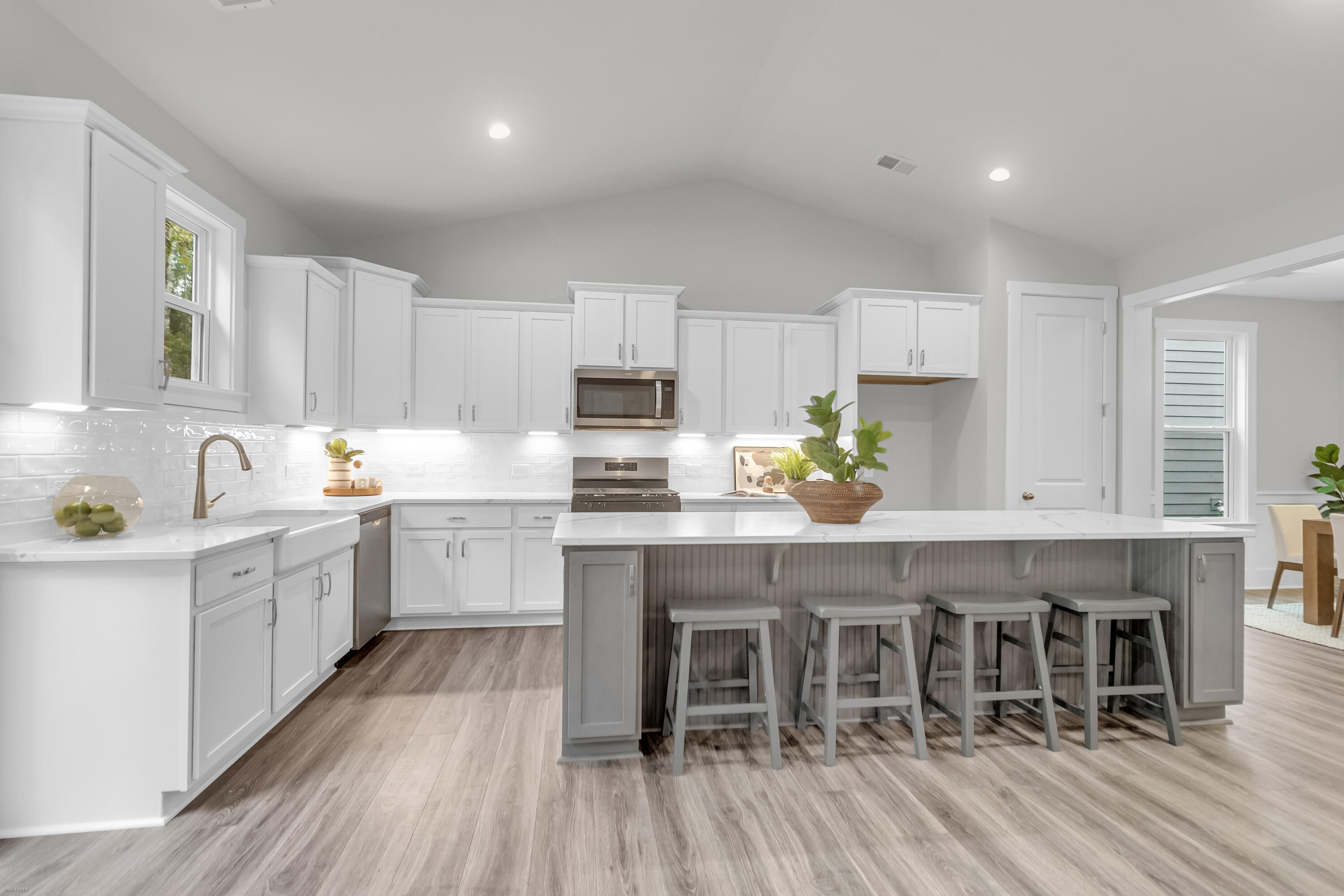 1019 Field Sparrow Drive, Unit CC3211 Ravenel, SC 29470 - Photo 16 of 31 HCM CC3-2-11 Declan P 1650 EPA1 EO (16)