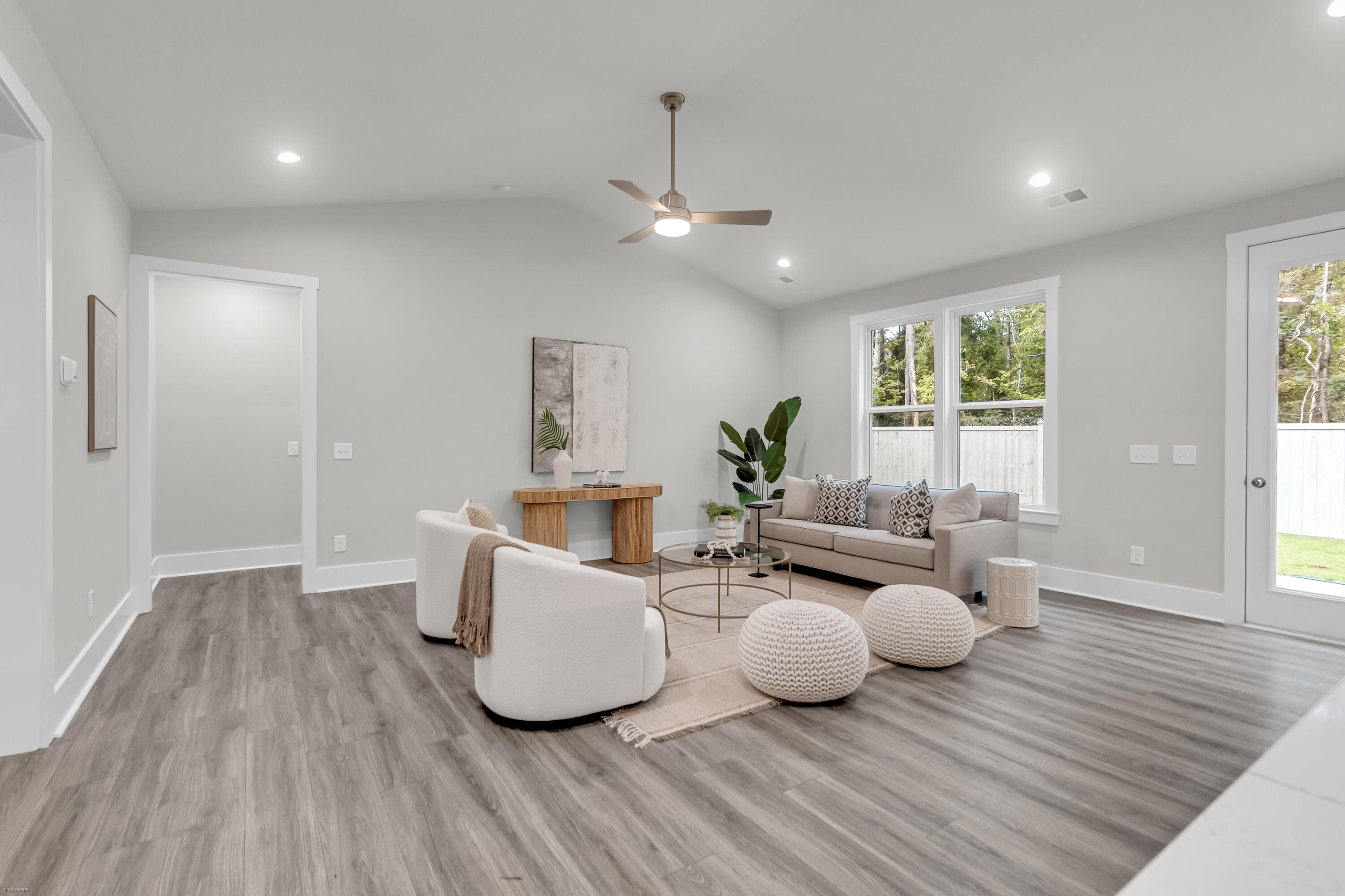 1019 Field Sparrow Drive, Unit CC3211 Ravenel, SC 29470 - Photo 20 of 31 HCM CC3-2-11 Declan P 1650 EPA1 EO (20)