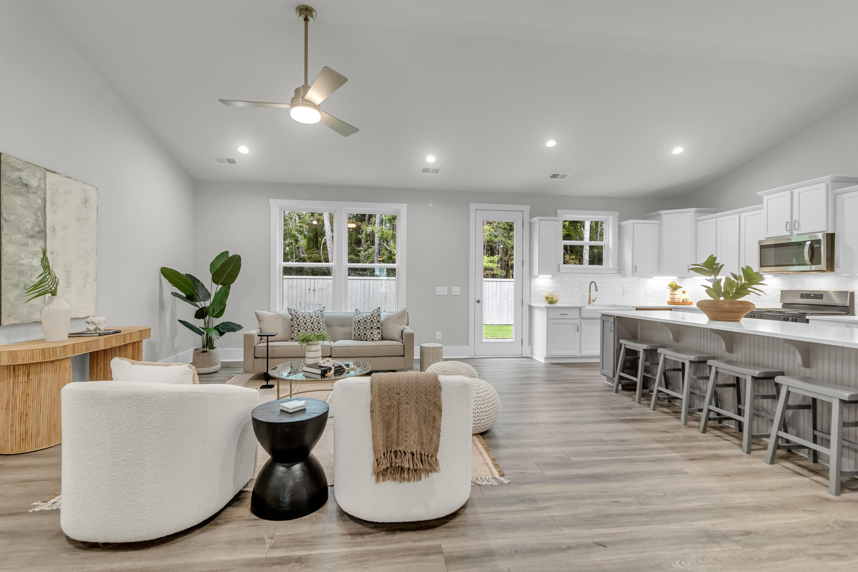 1019 Field Sparrow Drive, Unit CC3211 Ravenel, SC 29470 - Photo 22 of 31 HCM CC3-2-11 Declan P 1650 EPA1 EO (22)