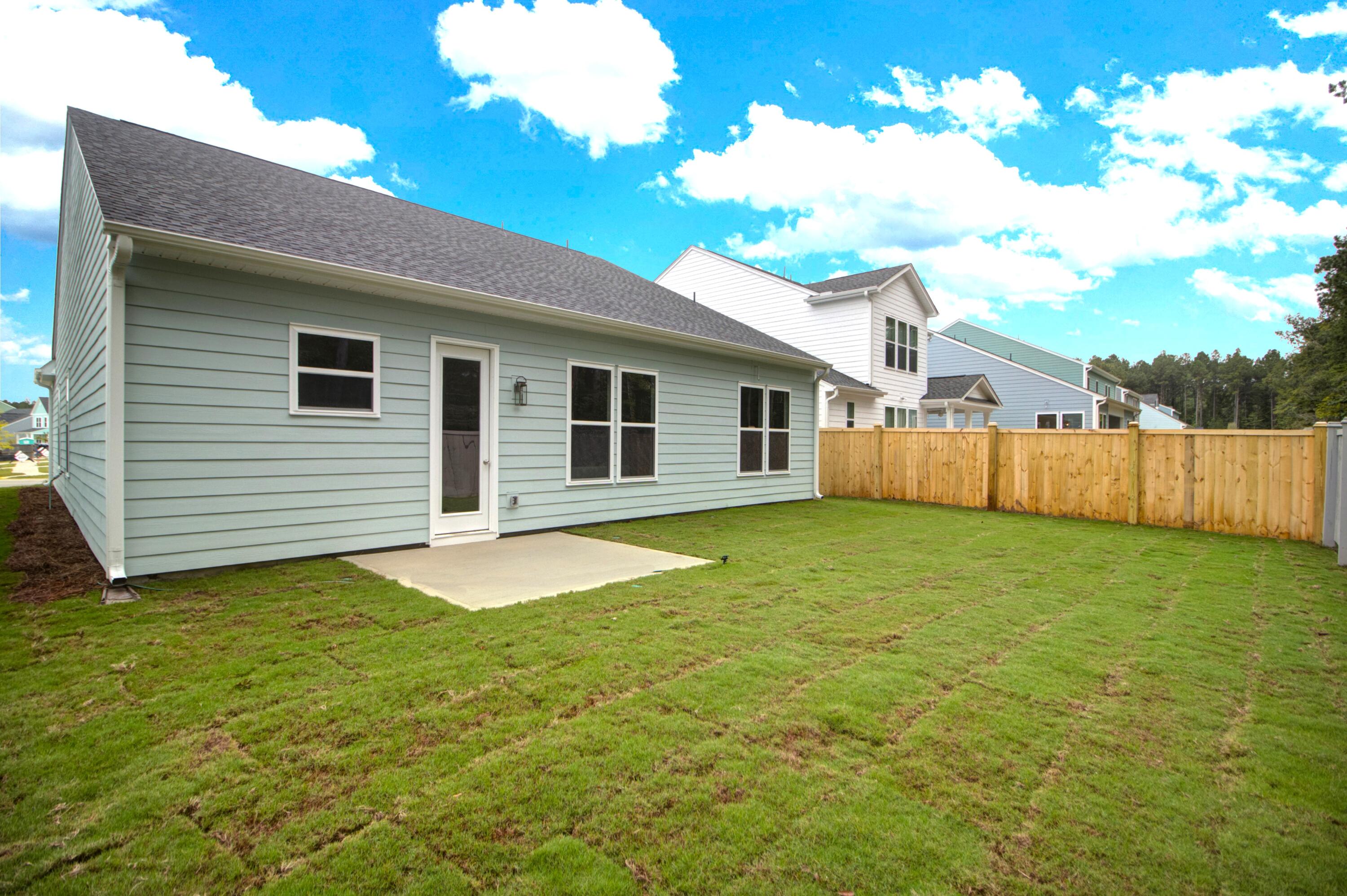 1019 Field Sparrow Drive, Unit CC3211 Ravenel, SC 29470 - Photo 30 of 31 HCM CC3-2-11 Declan P 1650 EPA1 EO (30)