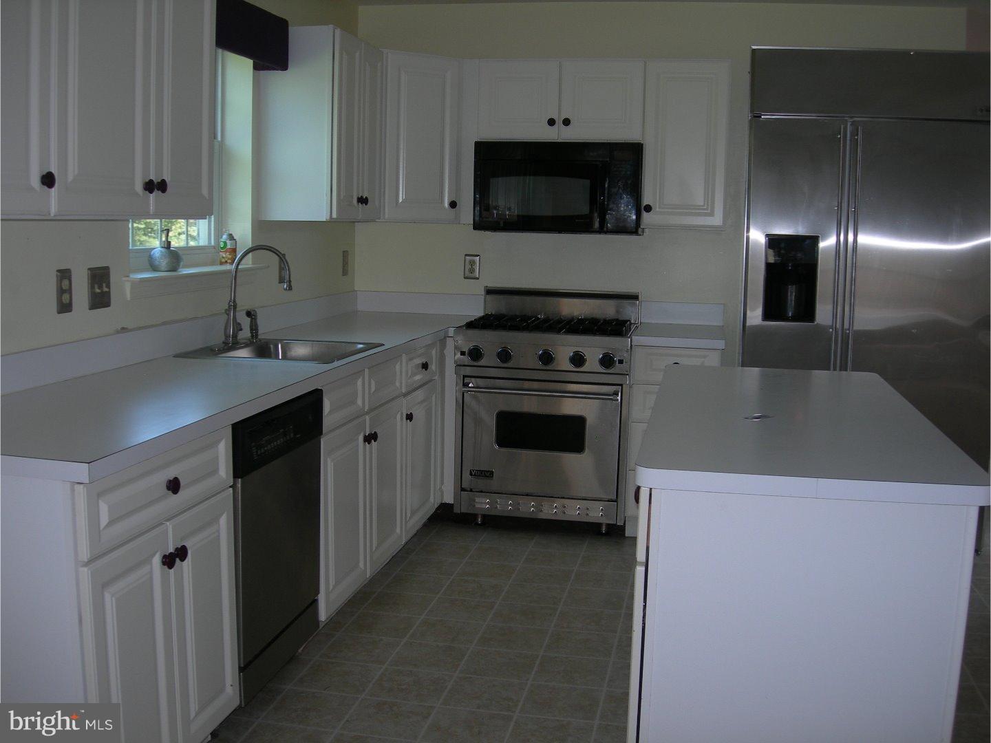 150 Quiet Road Sicklerville, NJ 08081 - Photo 8 of 25