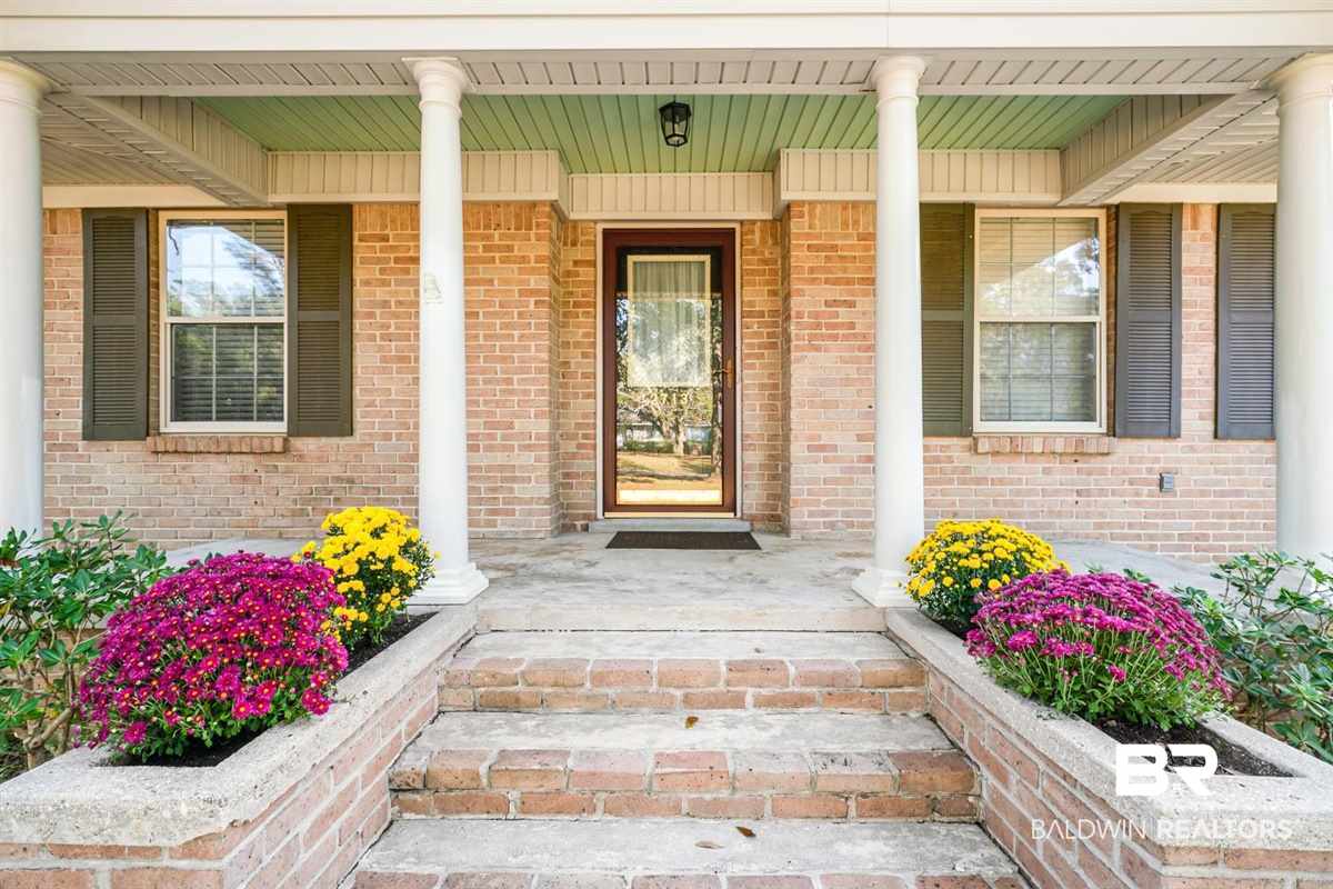 2713 Woodland Road Mobile, AL 36693 - Photo 3 of 23