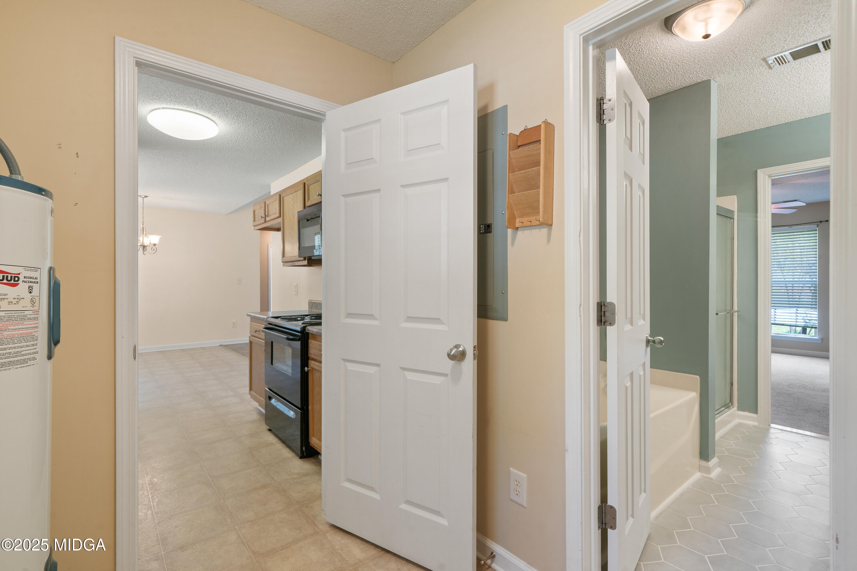 112 Cedar Ridge Road Forsyth, GA 31029 - Photo 16 of 39 112 Cedar Ridge Dr-4686