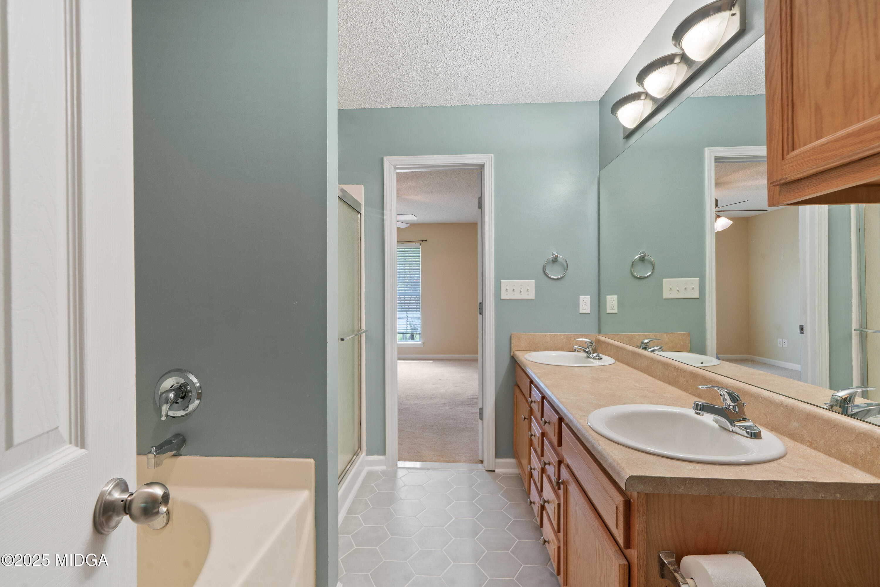 112 Cedar Ridge Road Forsyth, GA 31029 - Photo 18 of 39 112 Cedar Ridge Dr-4737