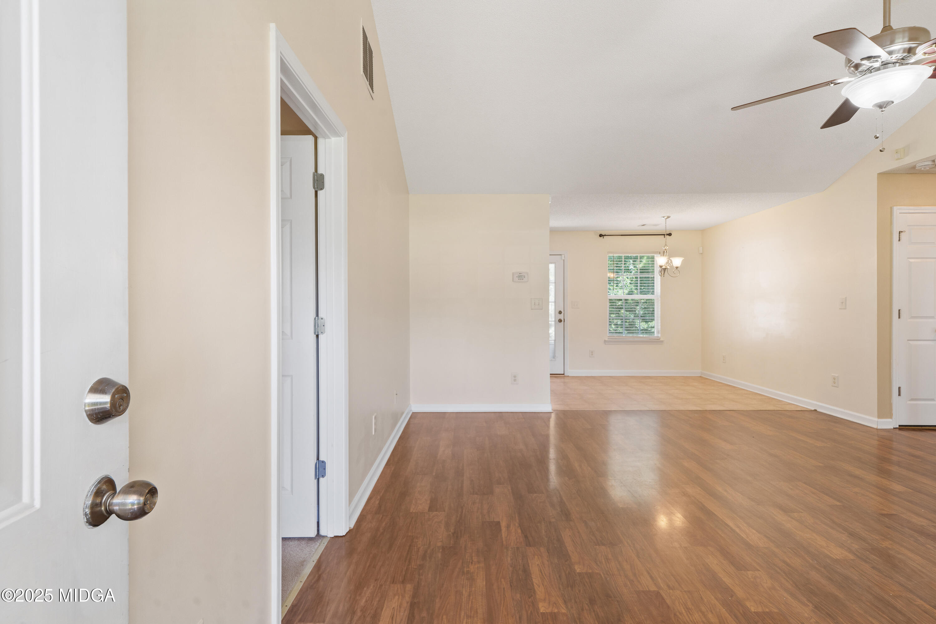 112 Cedar Ridge Road Forsyth, GA 31029 - Photo 7 of 39 112 Cedar Ridge Dr-4653