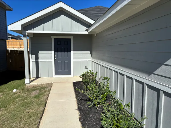 $1,945 | 189 Bull Lake Circle, Buda, TX 78610