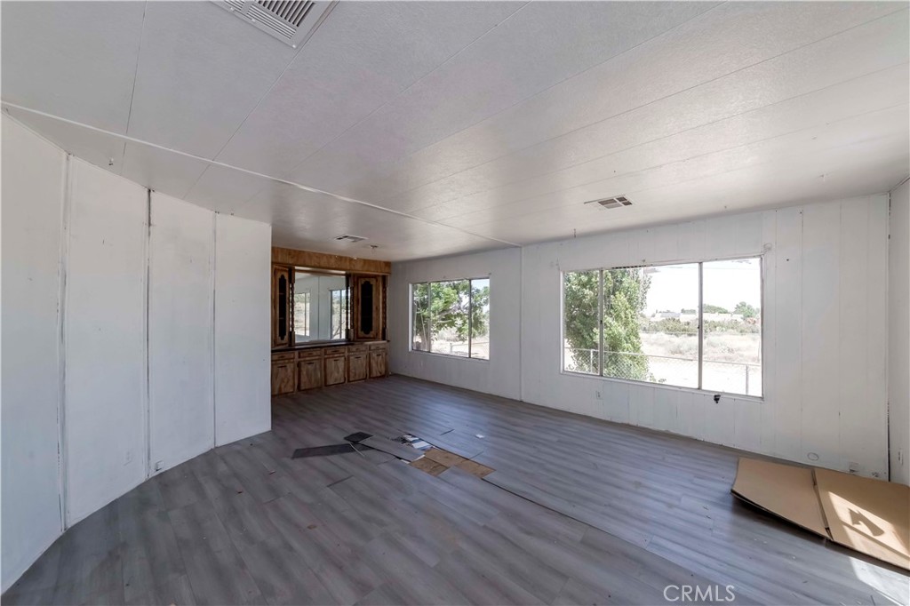 4190 Nielson Road Phelan, CA 92371 - Photo 13 of 27 Gallery Image 13