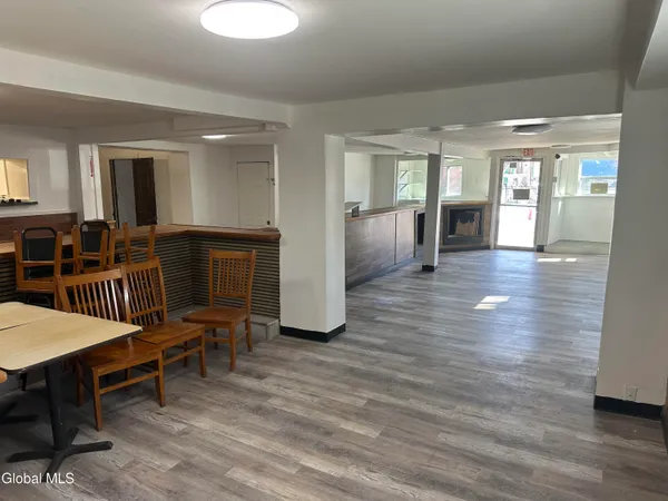 $3,500 | 77 North Lake Avenue, Albany, NY 12206