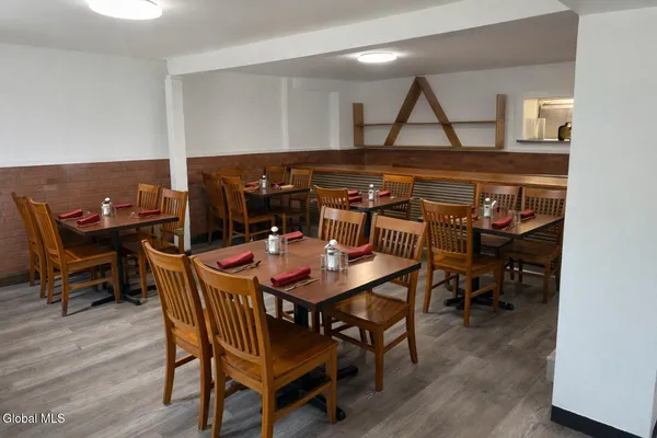 $3,500 | 77 North Lake Avenue, Albany, NY 12206