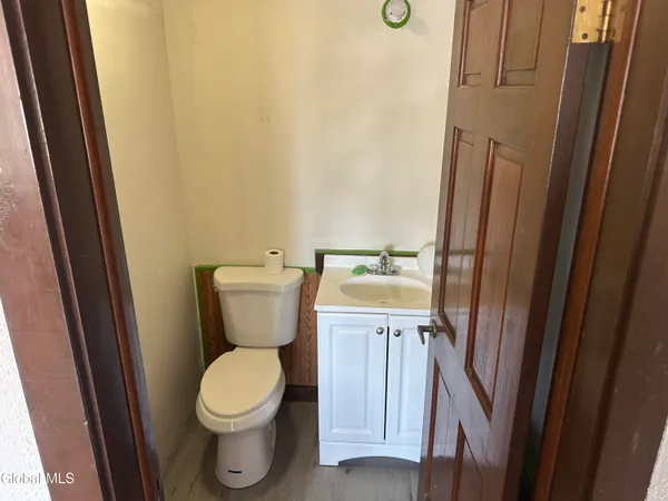 $3,500 | 77 North Lake Avenue, Albany, NY 12206