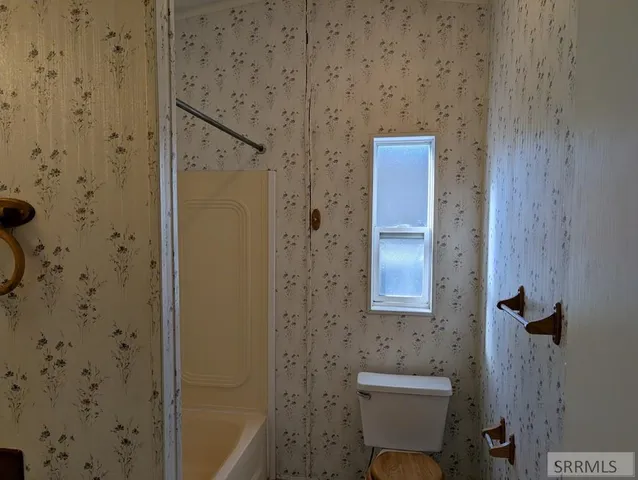 $195,000 | 79 South Railroad Avenue, Sugar City, ID 83448