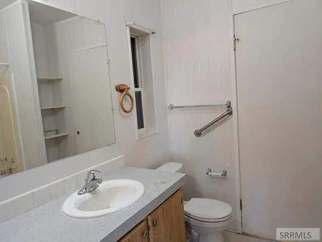 $195,000 | 79 South Railroad Avenue, Sugar City, ID 83448