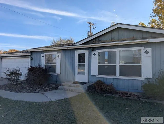 $195,000 | 79 South Railroad Avenue, Sugar City, ID 83448