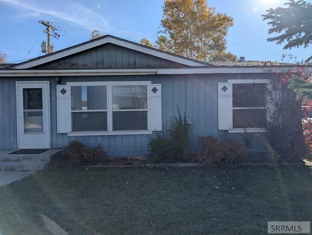 $195,000 | 79 South Railroad Avenue, Sugar City, ID 83448