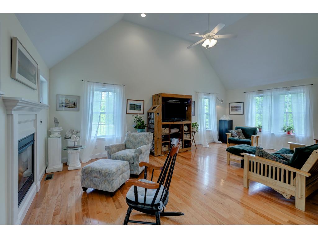 18 Rollins Road Epping, NH 03042 - Photo 14 of 36