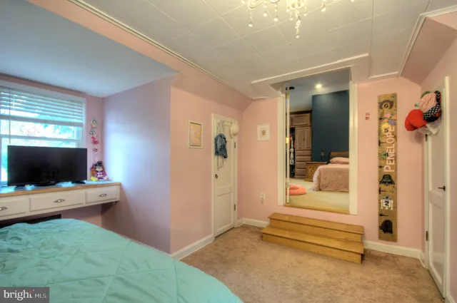 $549,900 | 10 Linden Road, Bordentown, NJ 08505