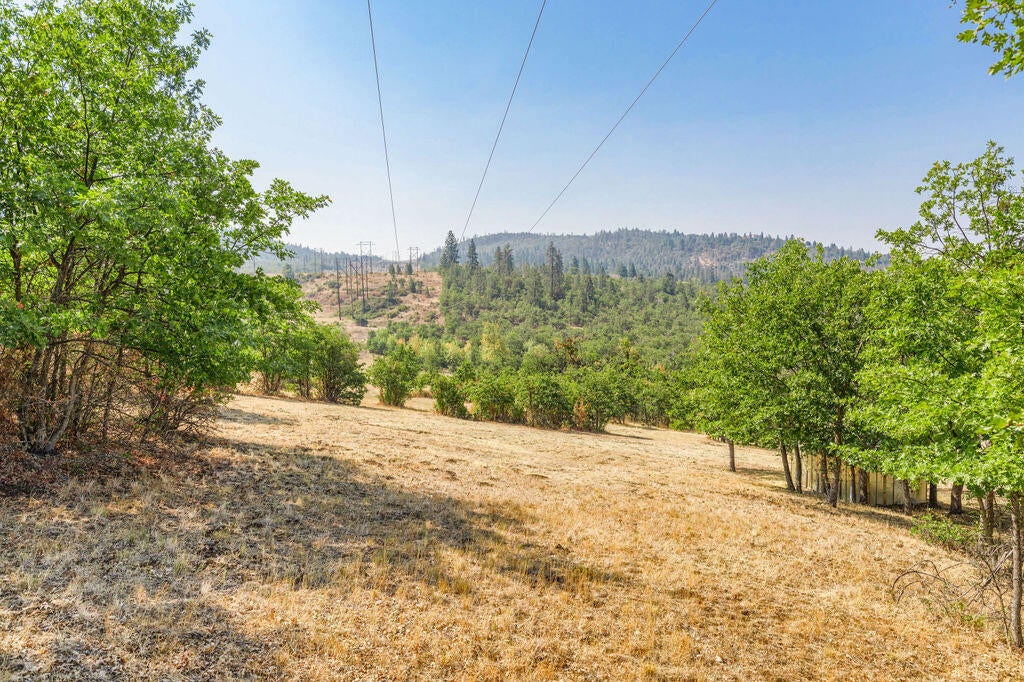 4096 North Roxy Drive Medford, OR 97504 - Photo 52 of 62 52