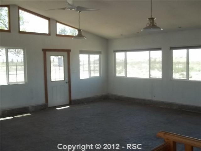 41112 Harbour Road Avondale, CO 81022 - Photo 4 of 9 Gallery Image 4