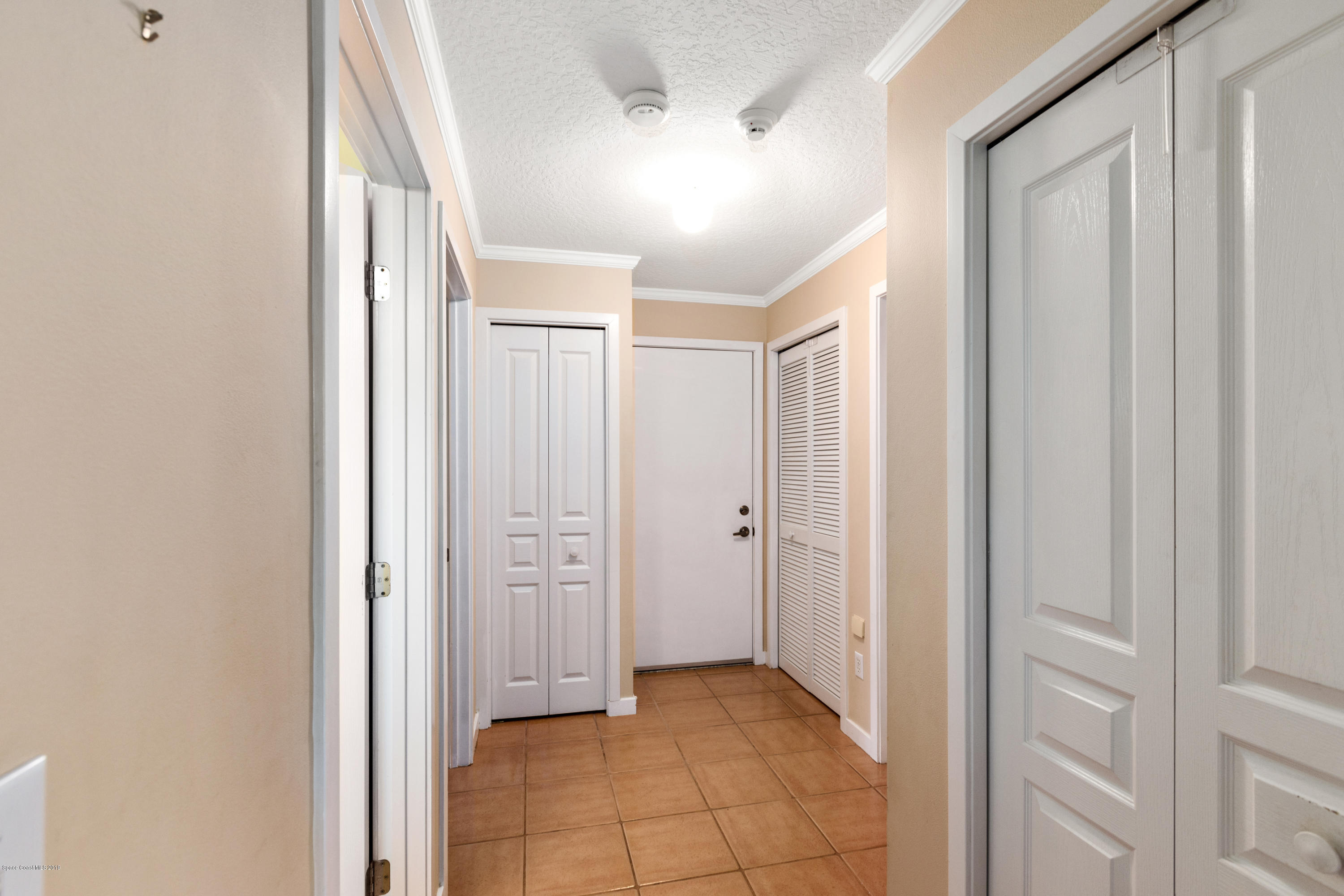 4231 Turtle Mound Road Melbourne, FL 32934 - Photo 26 of 39 a view of a hallway