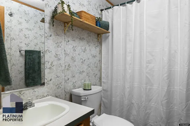 $379,000 | 8187 Opal Street, Evansville, WY 82636