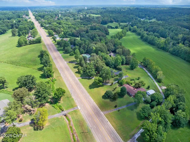 $355,000 | 738 Broad Street North, Lexington, TN 38351