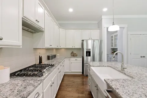 $985,000 | 139 Larkin Lane, Chapel Hill, NC 27516