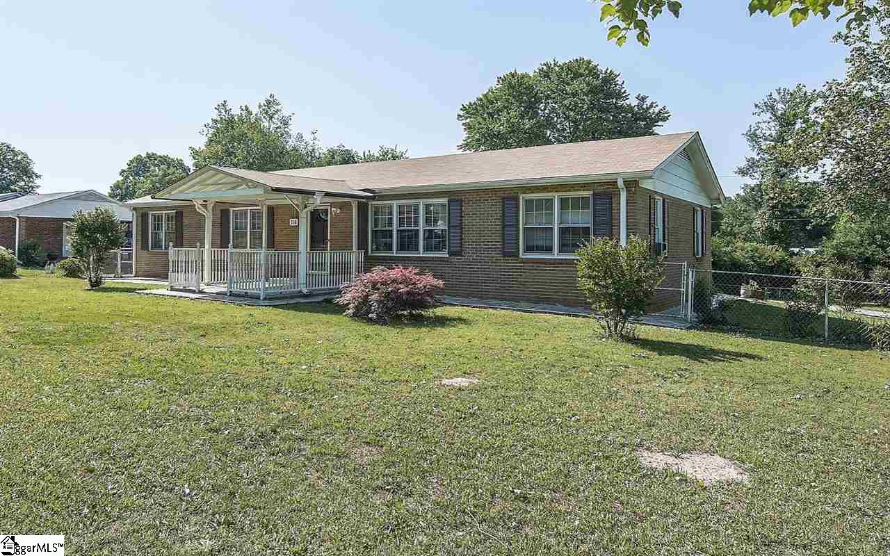 130 Rainbow Circle Inman, SC 29349 - Photo 4 of 28