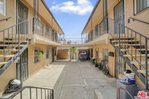 $1,650,000 | 5274 Ithaca Avenue, Los Angeles, CA 90032