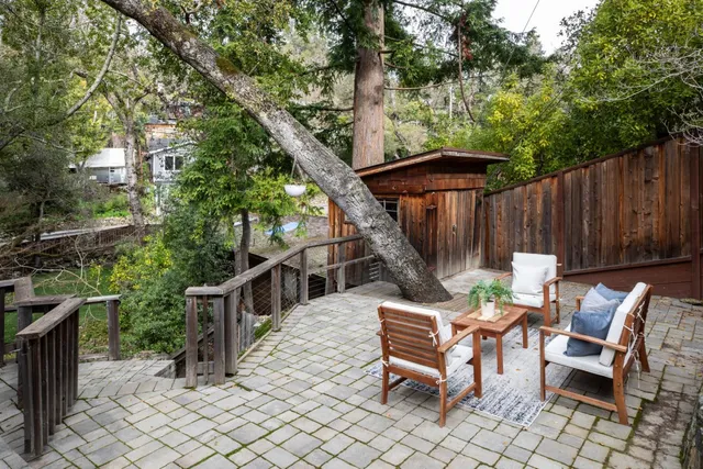 $2,995,000 | 240 Glenwood Avenue, Woodside, CA 94062