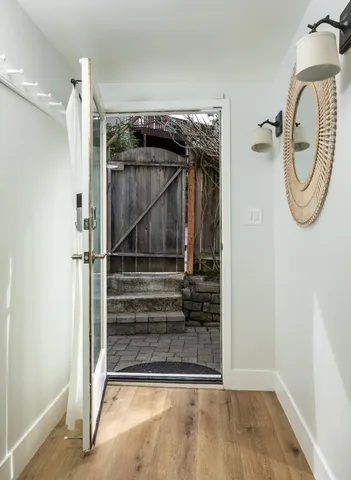 $2,995,000 | 240 Glenwood Avenue, Woodside, CA 94062