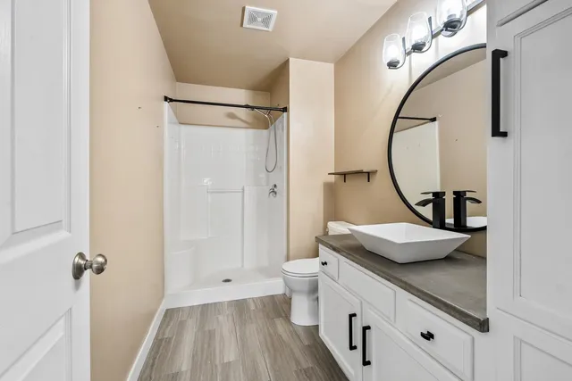 $379,900 | 3980 North Parker Way, De Pere, WI 54115