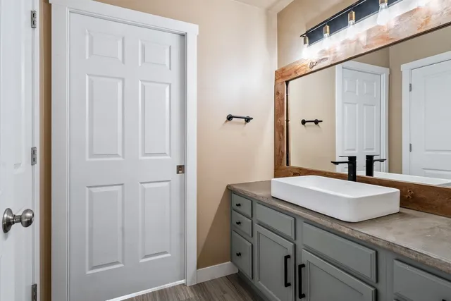 $379,900 | 3980 North Parker Way, De Pere, WI 54115