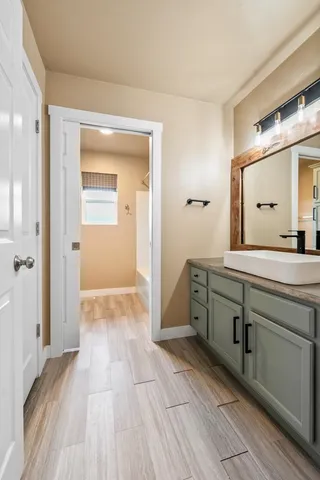 $379,900 | 3980 North Parker Way, De Pere, WI 54115