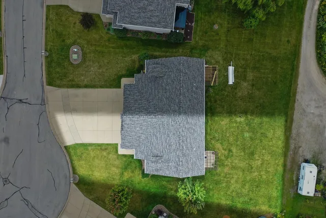 $379,900 | 3980 North Parker Way, De Pere, WI 54115