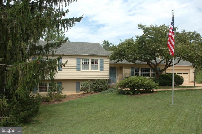 6128 Long Meadow Road McLean, VA 22101 - Photo 1 of 15 Exterior (Main)