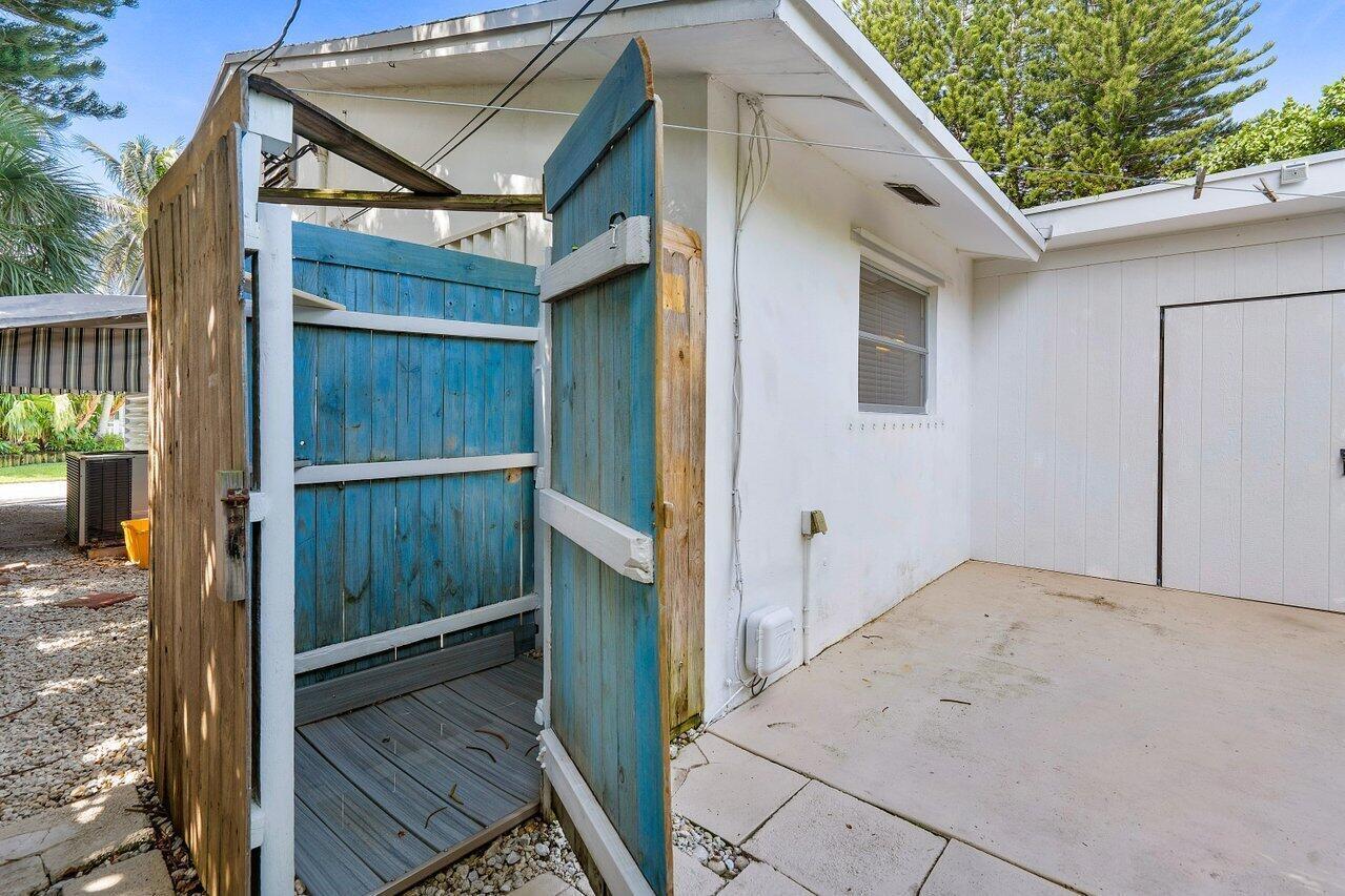 13 Sailfish Lane Ocean Ridge, FL 33435 - Photo 12 of 22 031-11SailfishLane-OceanRidge-FL-33435-S