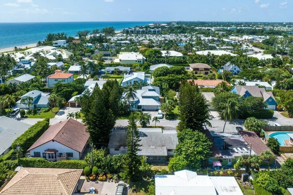an aerial view of multiple house